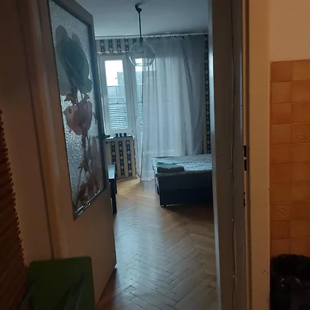 варшава,центр,metro, Roland 2 Pokoje,aleja Jana Pawla Ii,18